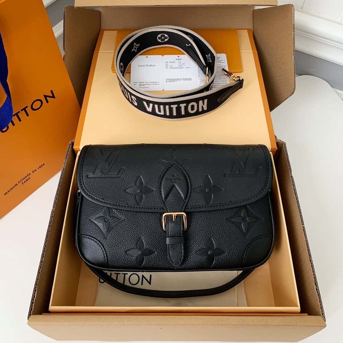 Shoulder Bags